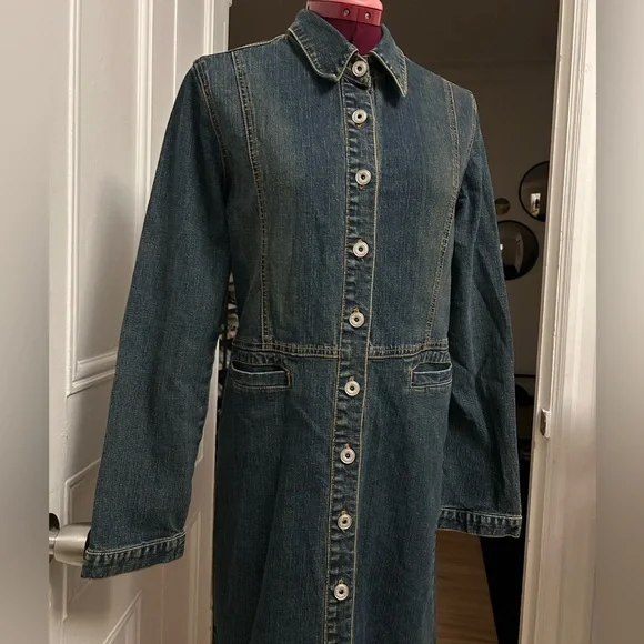Women's Blue Denim Jean Jacket - Picture 2 of 4